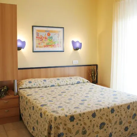 Residence Blumarine Giulianova Room photo